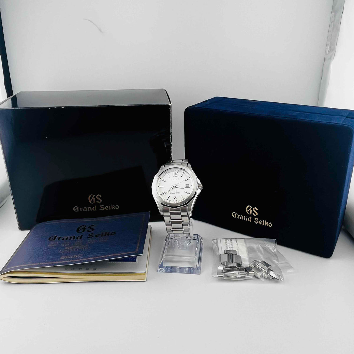 GRAND SEIKO SBGX033 9F62-0A60 Quartz Date White Dial Men's GRAND SEIKO SBGX033 9F62-0A60 Quartz Date White Dial Men's
