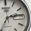 Load image into Gallery viewer, SEIKO 5Sports 7S26-3170 Automatic Windshield has scratches White dial 37.0mm