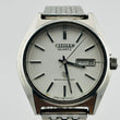 Load image into Gallery viewer, CITIZEN 4-730135 Y GN -4W-S Quartz Day Date There is a small scratch 36.7mm