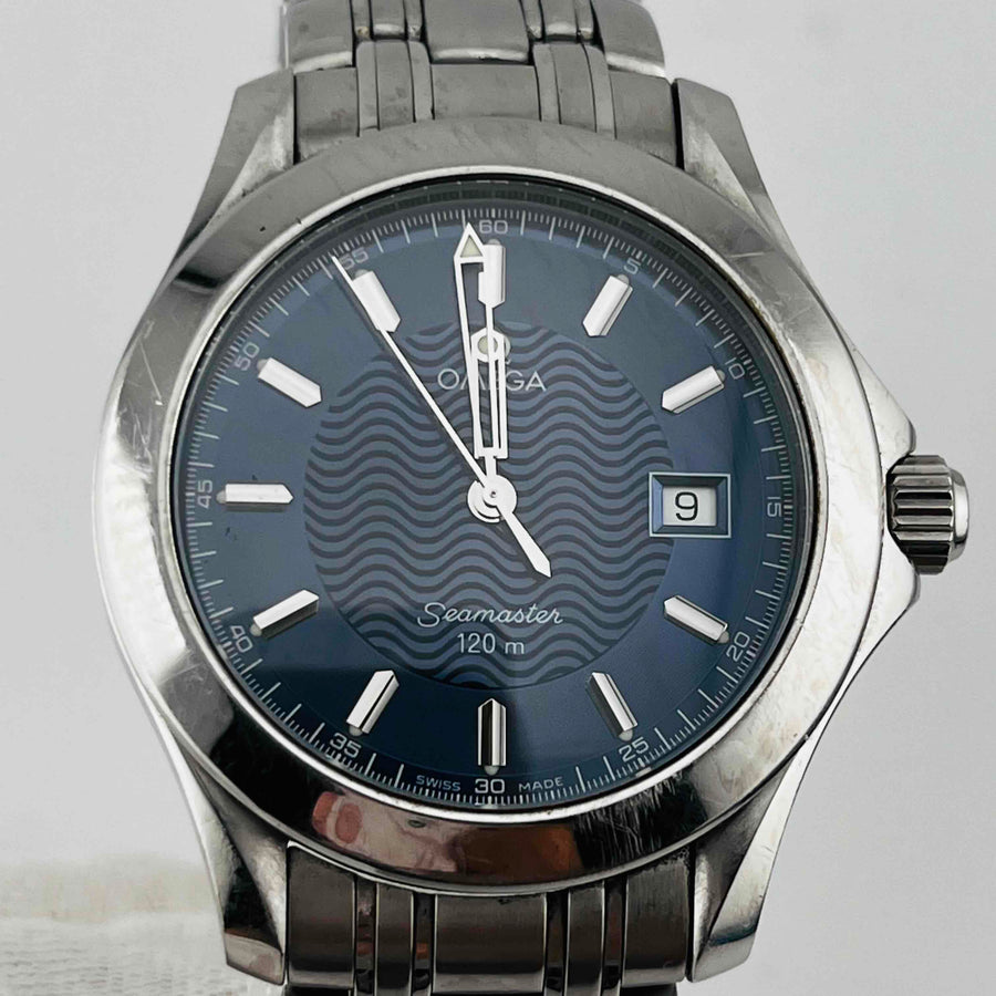 OMEGA Seamaster Quartz 120M The dial color is navy blue. 35.6mm