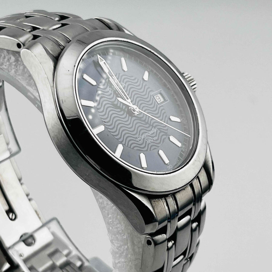 OMEGA Seamaster Quartz 120M The dial color is navy blue. 35.6mm