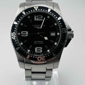 LONGINES HydroConquest L3.642.4 automatic Black dial, bezel scratched, 40.7mm