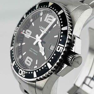 LONGINES HydroConquest L3.642.4 automatic Black dial, bezel scratched, 40.7mm