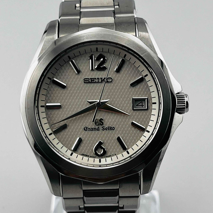 GRAND SEIKO SBGX033 9F62-0A60 Quartz Date White Dial Men's Watch 37.5mm