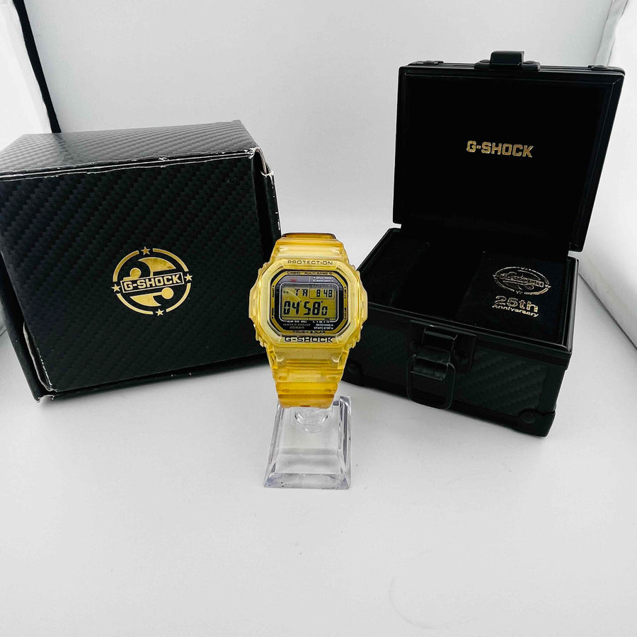 Casio G-Shock Glorious Goal GW-M5625E Solar Radio Quartz 25th Anniversary 37.0mm