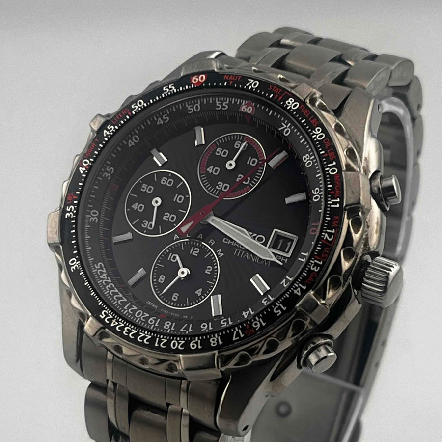 SEIKO 7T62-0BY0 CHRONOGRAPH TITANIUM Silver Black Dial Men's Watch 38.8mm