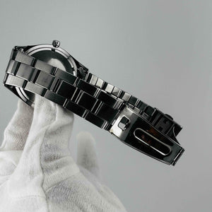 SEIKO 7N43-9080 Quartz white dial small scratches on bezel and straps 35.9mm