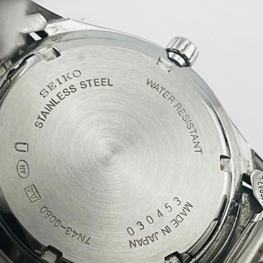 SEIKO 7N43-9080 Quartz white dial small scratches on bezel and straps 35.9mm