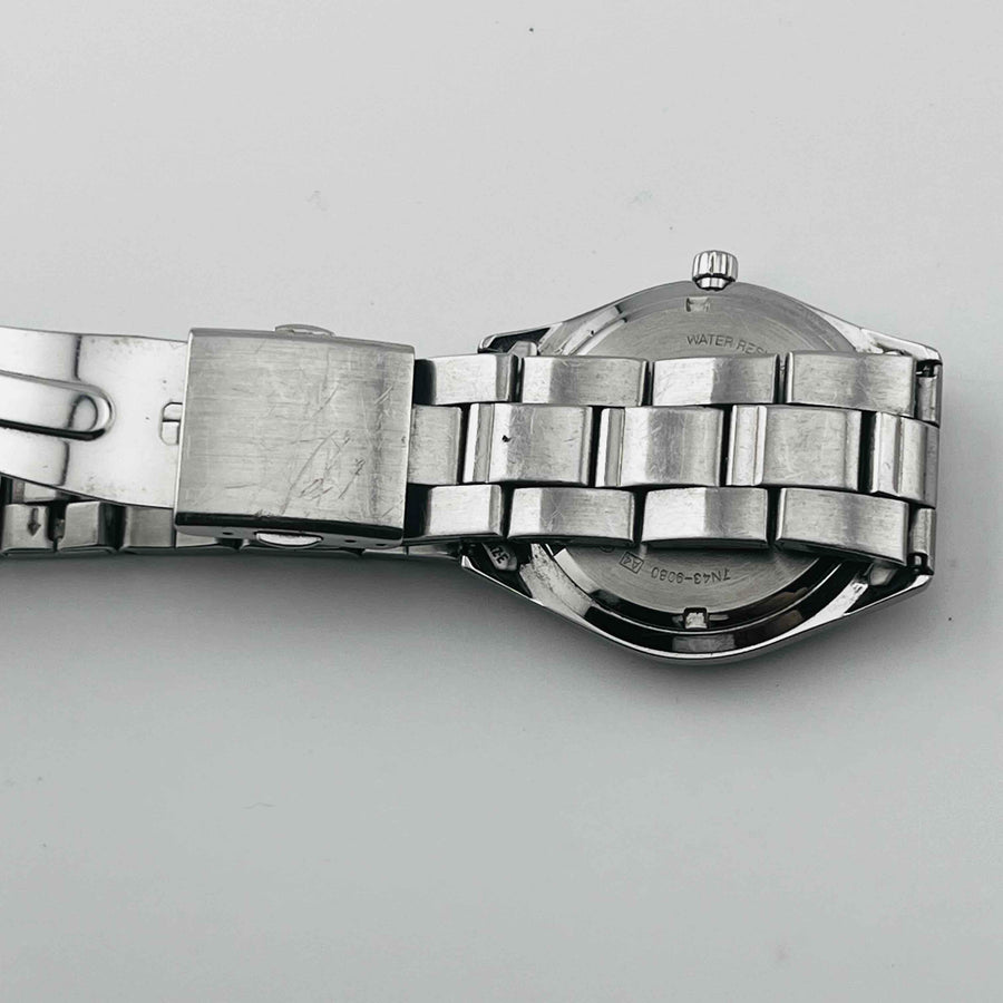 SEIKO 7N43-9080 Quartz white dial small scratches on bezel and straps 35.9mm