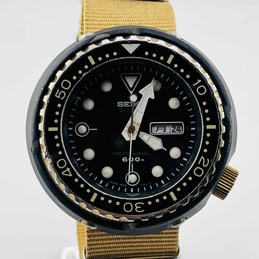 SEIKO 7549-7000 Professional Diver 600m Day Date Quartz Men's watch 41.1mm