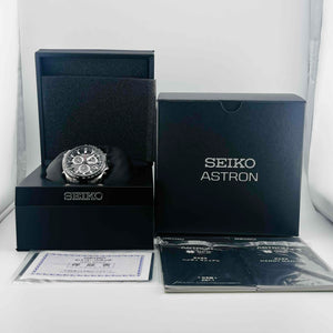 SEIKO Solar titanium V14J-0AE0 Dial Navy Men's Watch 34.0mm