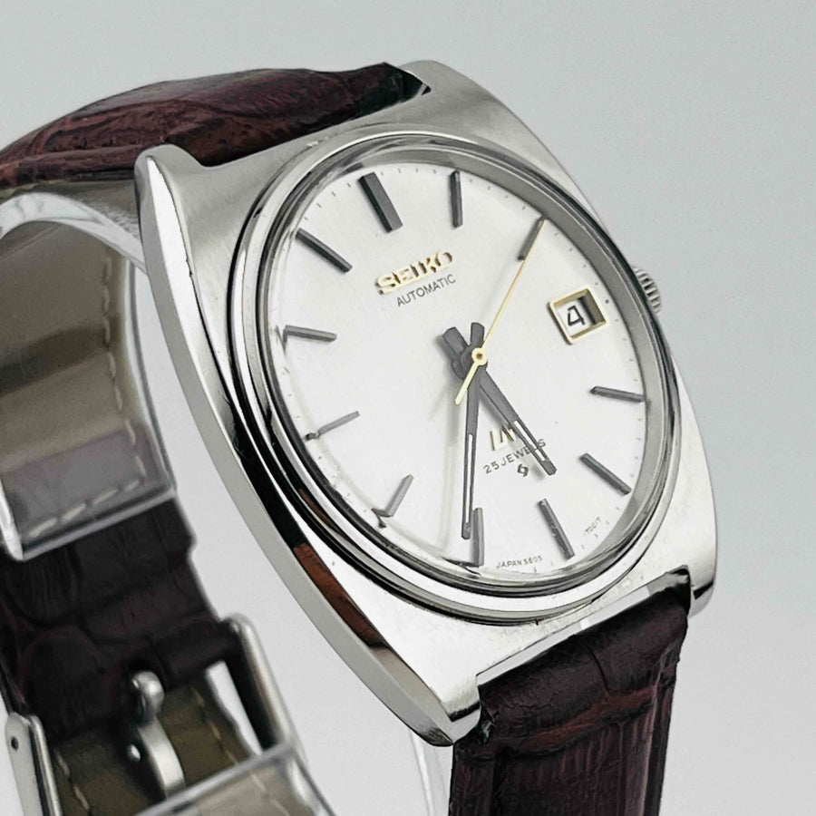 SEIKO LORDMATIC 5605-7050 Automatic Date 25 Jewels Leather Strap 32.4mm