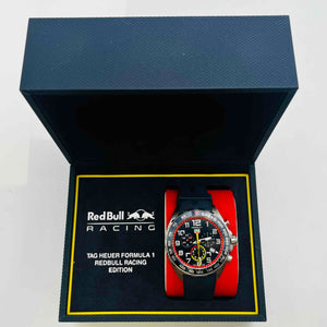 TAG Heuer Formula 1 Red Bull Racing Special Edition Quartz Divers 42.8mm