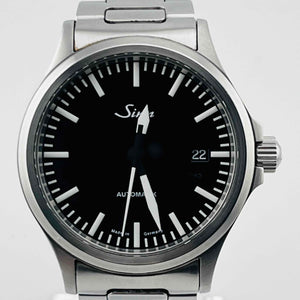 Sinn 556.15153 Automatic Black dial date Water resistant to 20 ATM 37.6mm