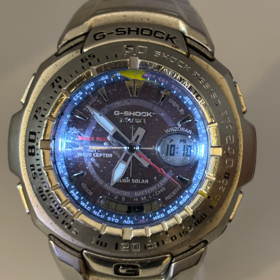 CASIO G-SHOCK GW-1600J Solar Windshield scratched and dirty Digital dial 46.5mm