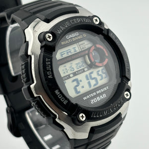 CASIO Wave Ceptor WV-M200 Solar The light won't turn on Water resistant to 20 ATM 45.4