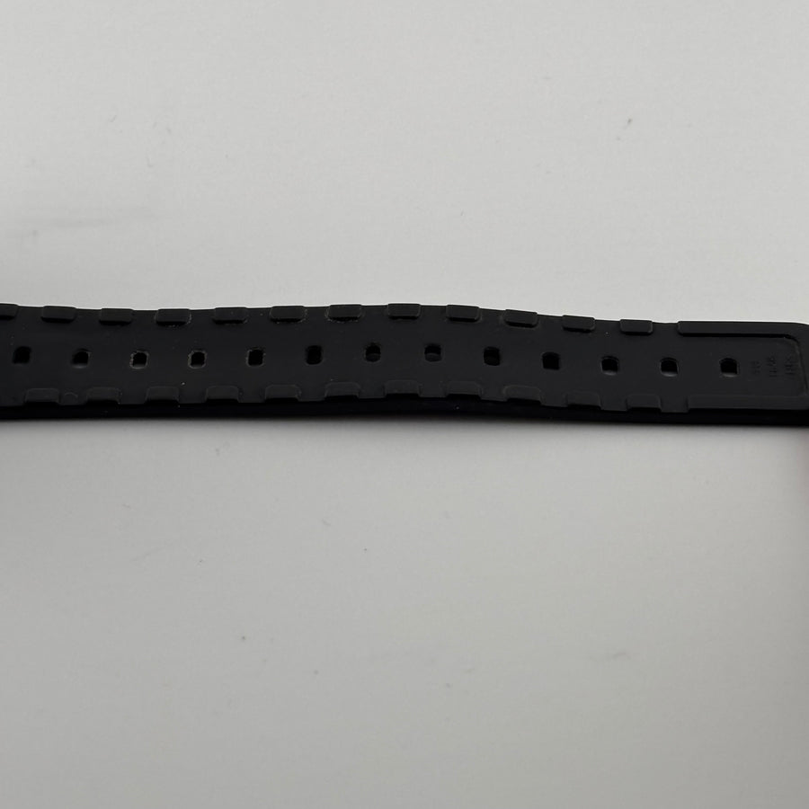 CASIO G-SHOCK G-5600UE Tough Solar Windshield damaged World Time 43.9mm