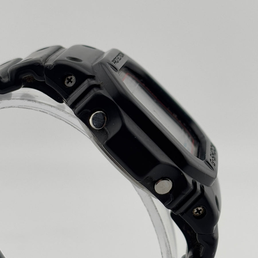 CASIO G-SHOCK GW-M5610 Tough Solar Belt has scratches Water resistant to 20 ATM 44.5mm