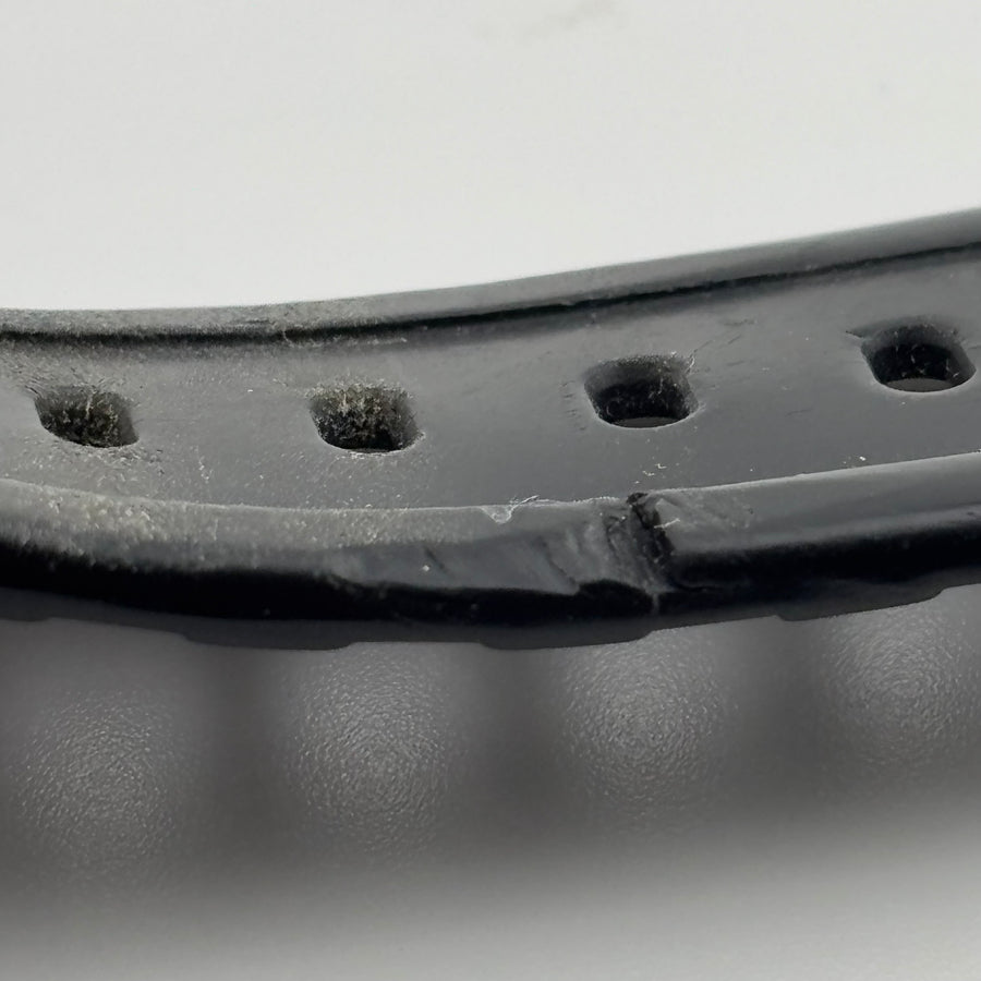 CASIO G-SHOCK GW-M5610 Tough Solar Belt has scratches Water resistant to 20 ATM 44.5mm