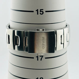 SEIKO WIRED 5Y67-0AB0 Quartz day date of the week display available 34.4mm