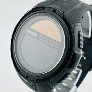 SKMEI 1405 Solar Windshield has scratches 5ATM waterproof Digital Sports Watch 52.3mm