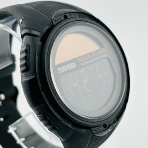 SKMEI 1405 Solar Windshield has scratches 5ATM waterproof Digital Sports Watch 52.3mm