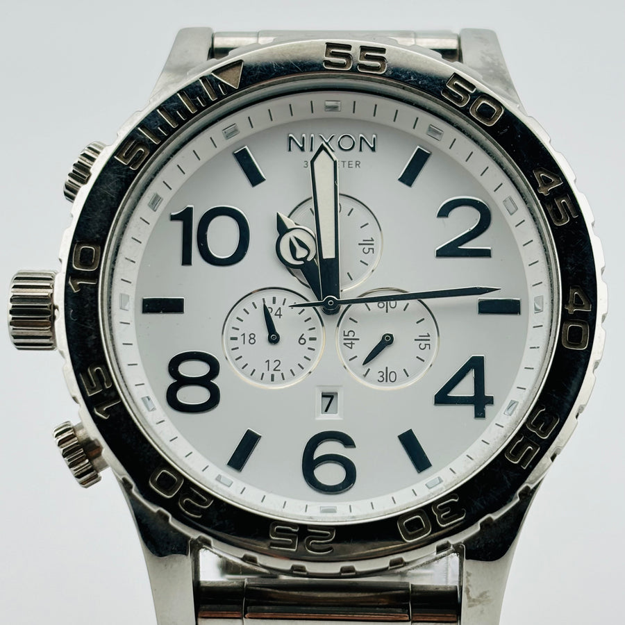 NIXON 51-30 Quartz Big Face Water resistant to 30 ATM Find out the height of the tide 51.3