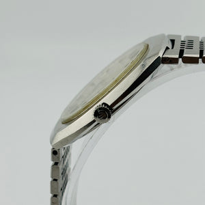 RADO Elegance 396 3008 4 Manual Windshield has scratches Antique Vintage 35.3mm