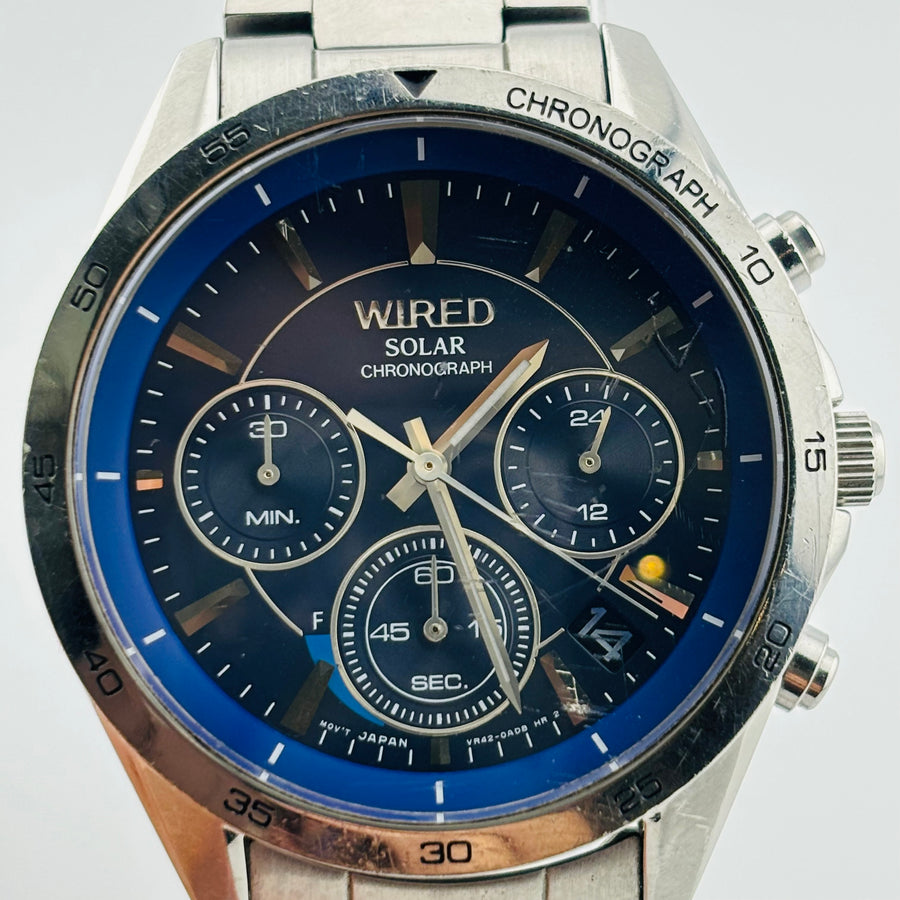 SEIKO WIRED VR42-0AB0 Solar Windshield has scratches Chronograph calendar 40.9mm