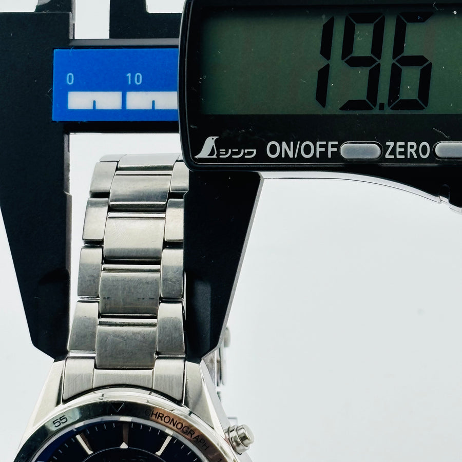 SEIKO WIRED VR42-0AB0 Solar Windshield has scratches Chronograph calendar 40.9mm