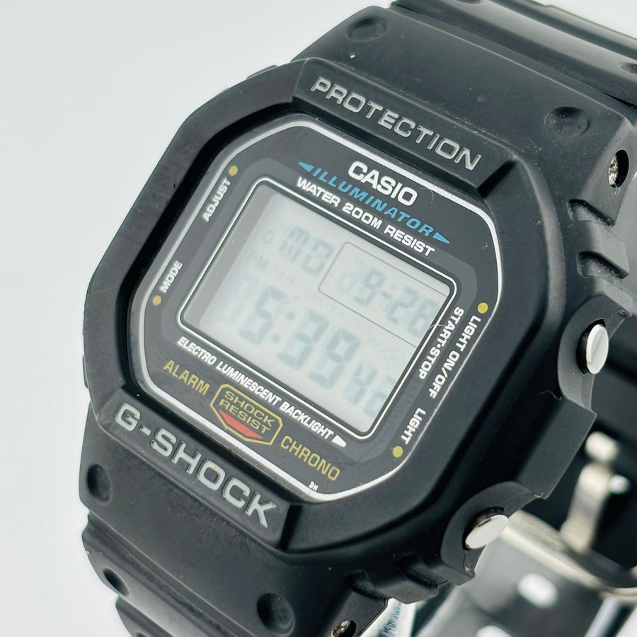 CASIO G-SHOCK DW-5600E Quartz Sports Water resistant to 20 ATM Long-selling 43.4mm