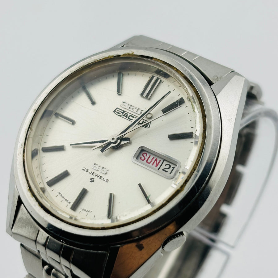 SEIKO 5ACTUS 6106-7740 Automatic There is dirt on the belt Day Date 25JEWELS 37.1mm