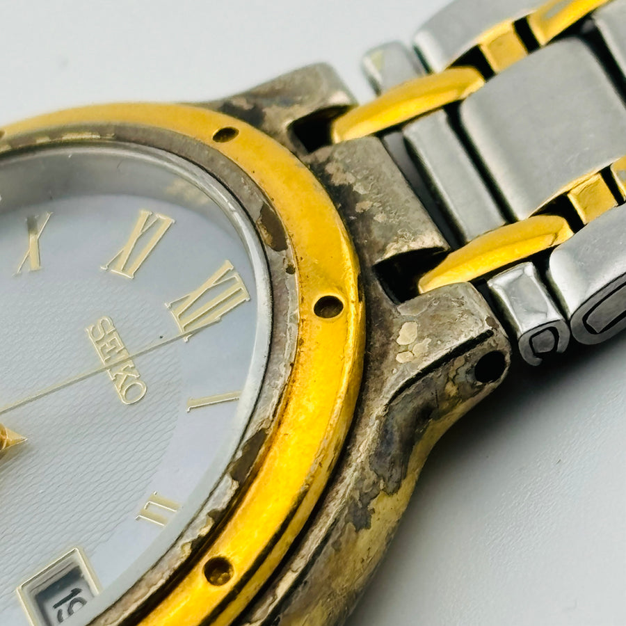 SEIKO V145-0D40 Solar The paint is peeling off in places Seashell dial Unisex 36.5mm