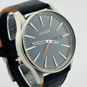 NIXON NEVER BELATE Quartz Date and day of the week Navy Dial Men's Watches 42.0mm