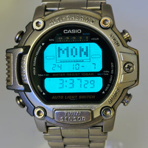 CASIO PROTREK PRT-300 Quartz Twin Sensor alti-thermo Blue light Men's Watches 46.7