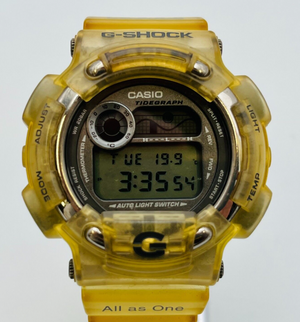 Casio G-SHOCK DW-8600K All as One Dolphin Whale Digital Quartz men's watch 48.1mm