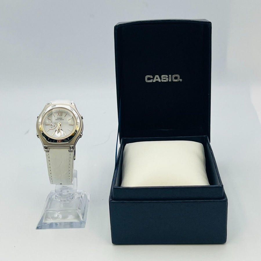 CASIO wave ceptor LWA-M160 solar battery ladies wristwatch white leather 33.9mm