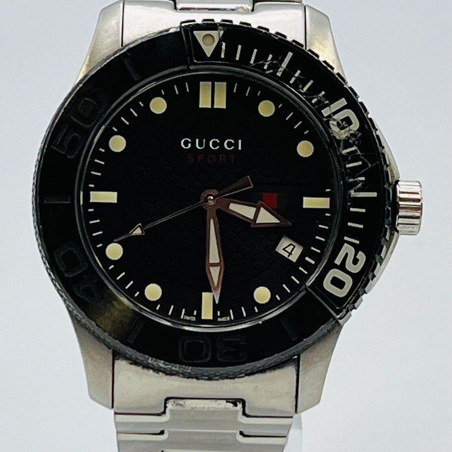 GUCCI 126.2 G timeless sports quartz analog with windshield scratches 44.7mm